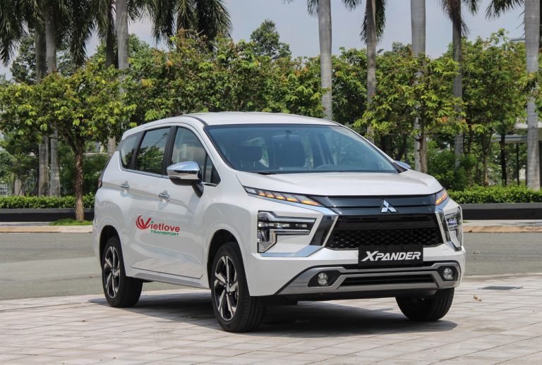 Xe 7 chỗ đời mới